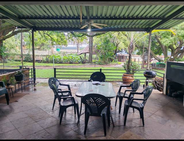 4 BEDROOM FREEHOLD FOR SALE IN BOSCHFONTEIN AH